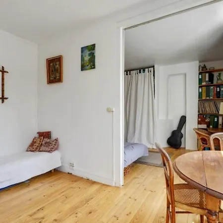 Apartment 2 People Ideal Small Budget By Weekome *